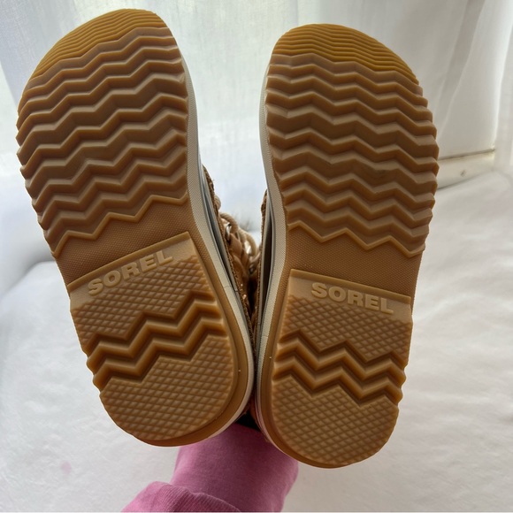 New Sorel Joan of Arctic Faux Fur Waterproof Snow Boot in Camel Brown Suede - Picture 8 of 10